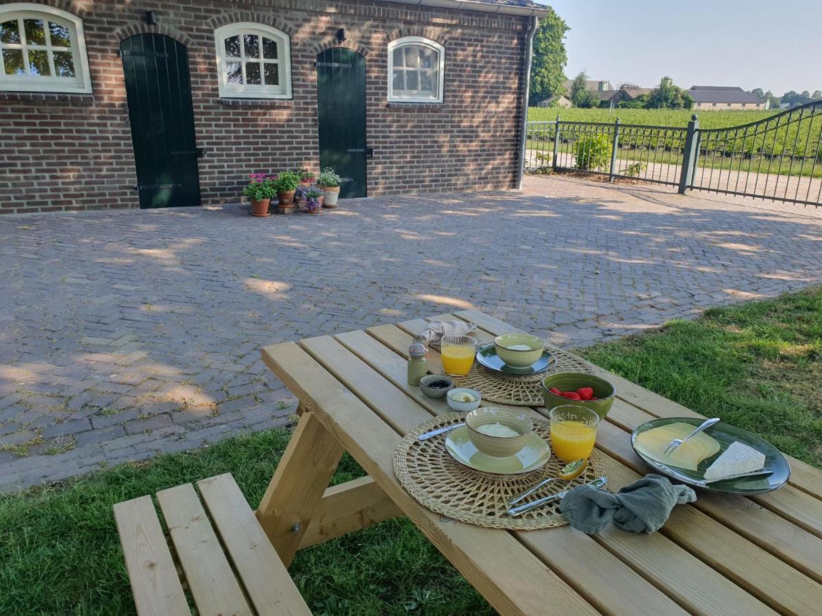 B&B De Nieuwenhof 'De Voorkamer' Melderslo Exterior photo